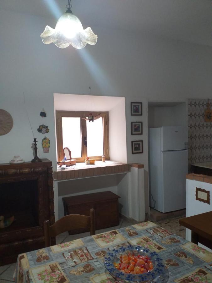 La Casa Di Lina Apartment Sezze Екстериор снимка