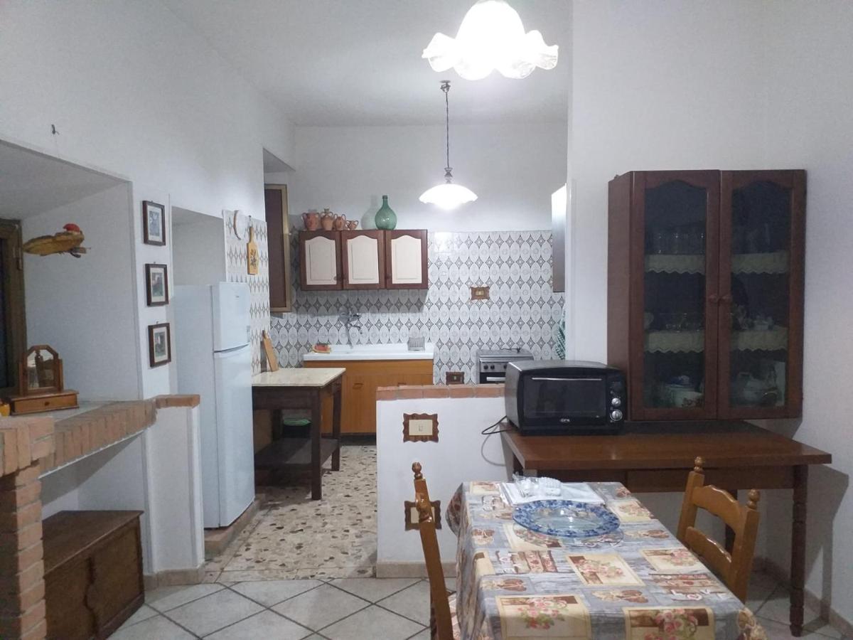 La Casa Di Lina Apartment Sezze Екстериор снимка