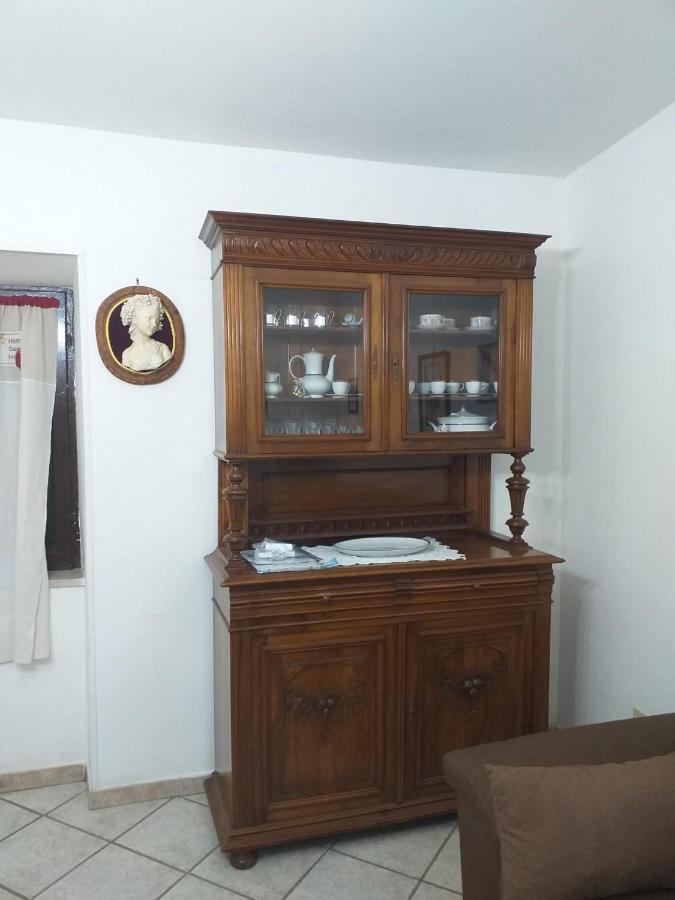La Casa Di Lina Apartment Sezze Екстериор снимка